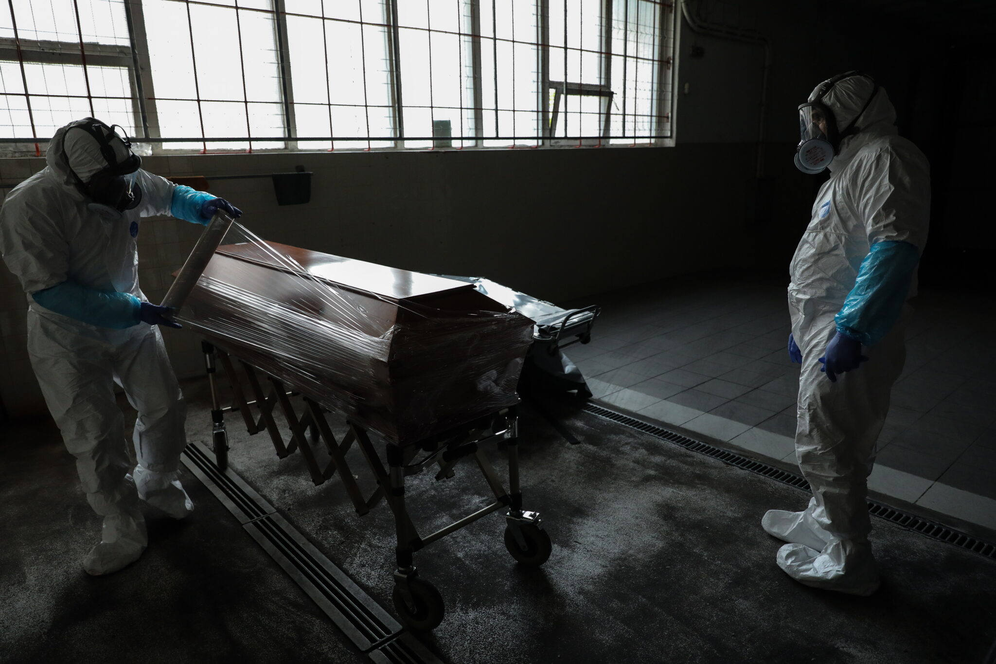 Δεν μπορούν να μεταφερθούν οι σοροί απόδημων Κυπρίων για ταφή στην πατρώα γη