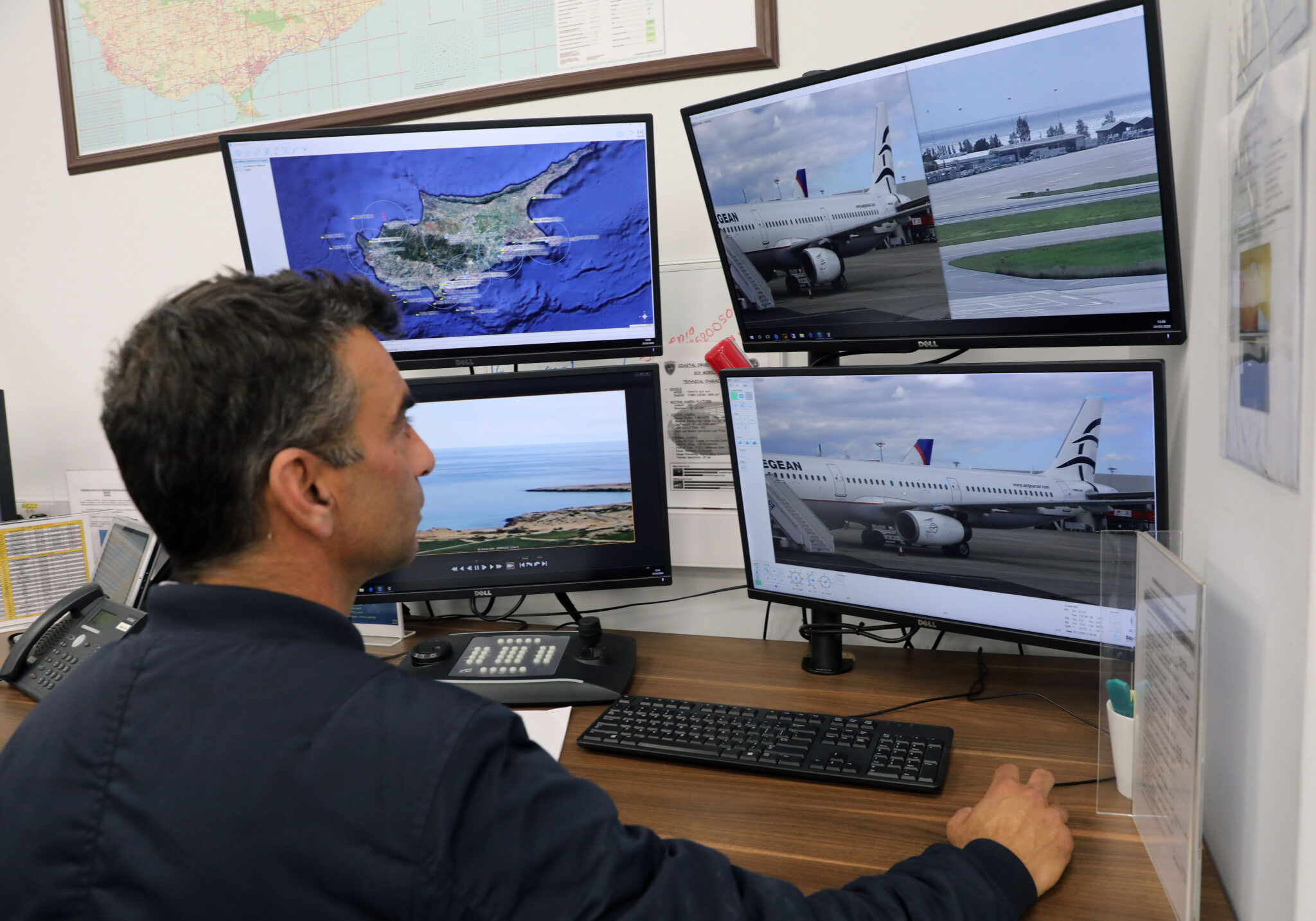 Απαγόρευση πτήσεων για άλλες δεκατρείς ημέρες με διάταγμα Καρούσου