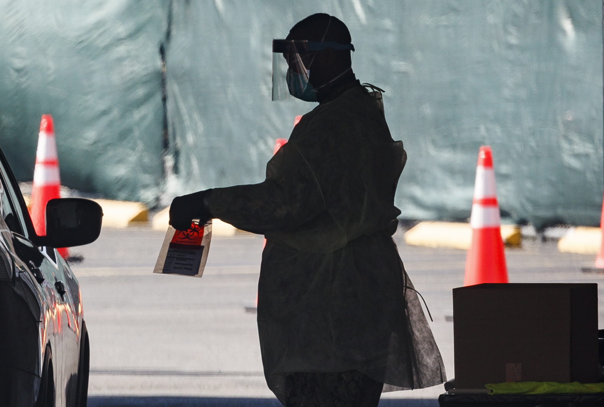 Σχεδόν 37.000 οι νεκροί από τον Covid-19 στις ΗΠΑ