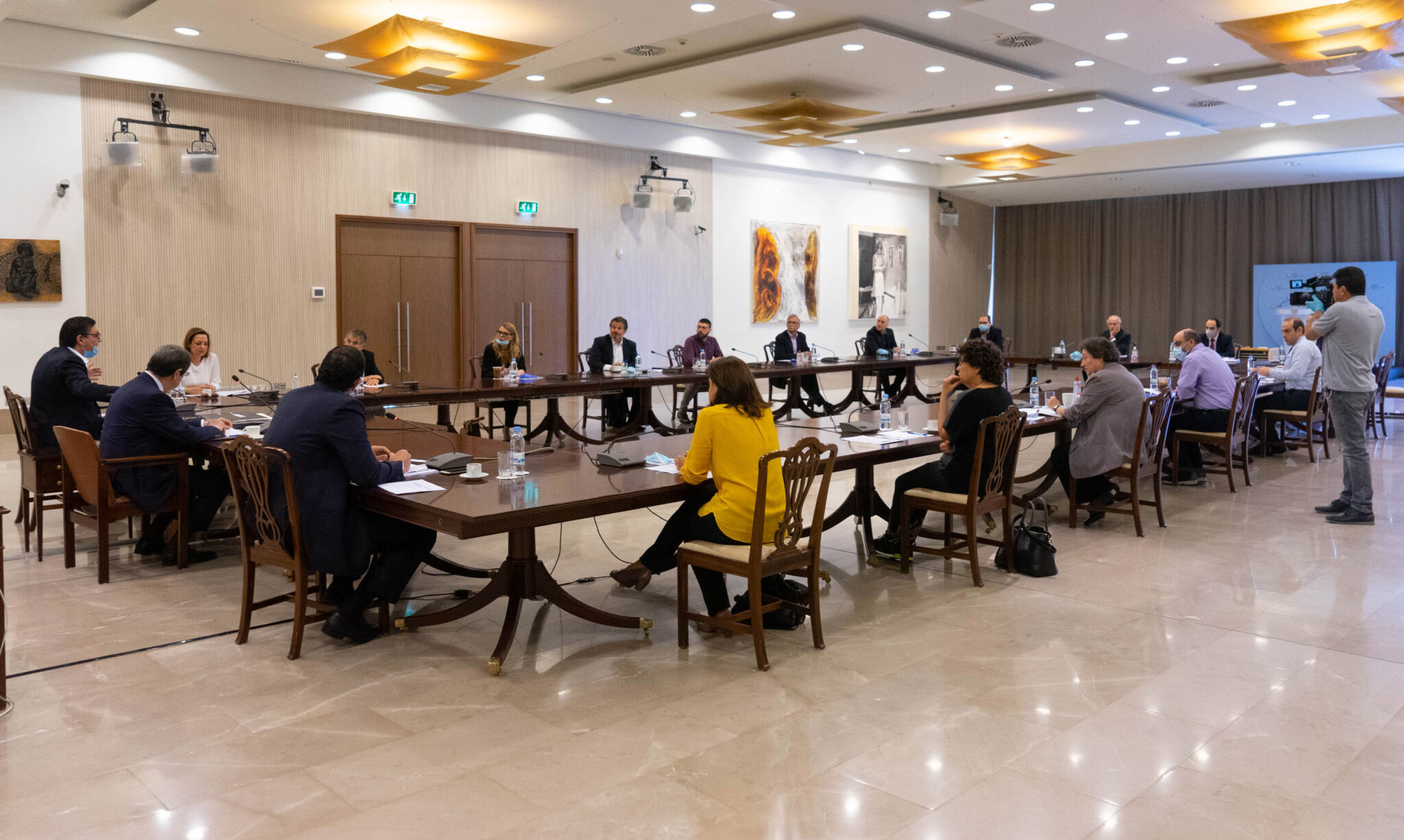 Χαλαρώνουν από 4 Μαΐου τα περιοριστικά μέτρα (ΒΙΝΤΕΟ)