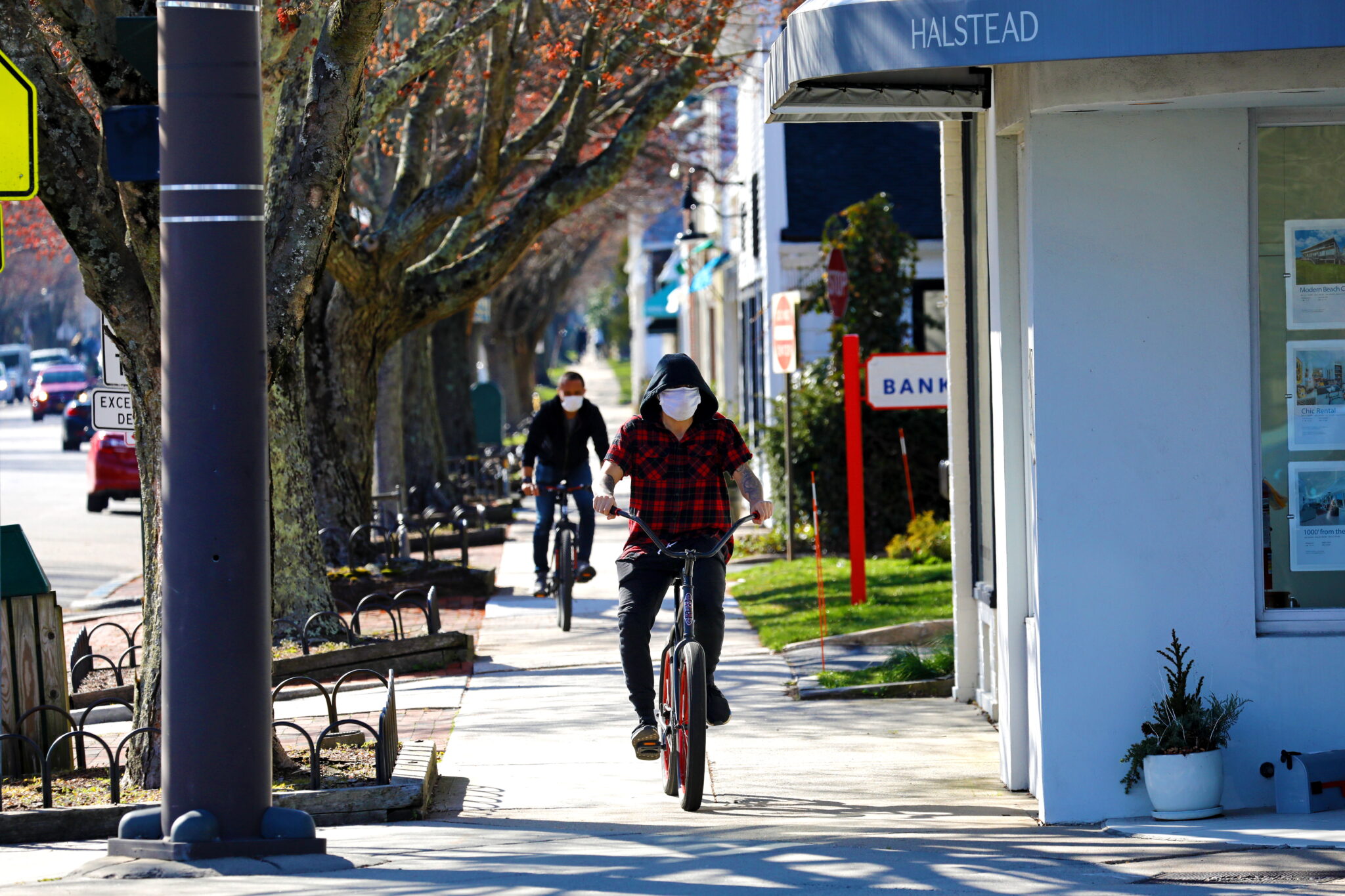 Νέο θλιβερό ρεκόρ με 731 νεκρούς σε ένα 24ωρο στη Νέα Υόρκη
