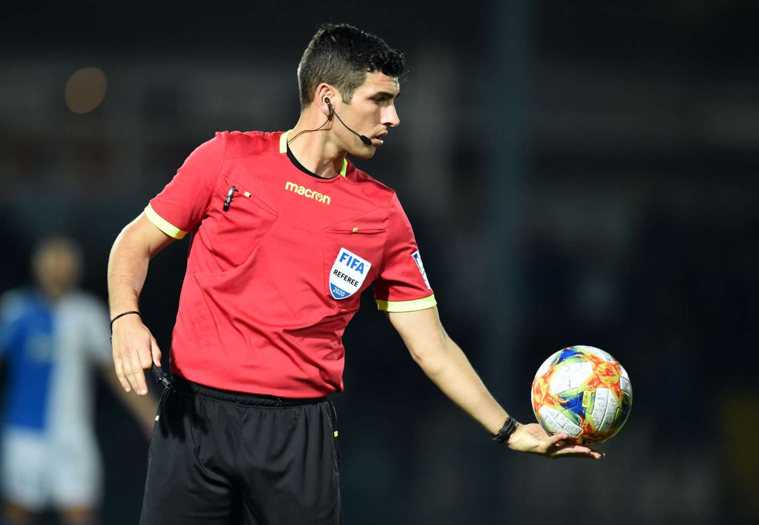 Θετικός στον κορωνοϊό ο διαιτητής του Απόλλωνας – ΑΠΟΕΛ