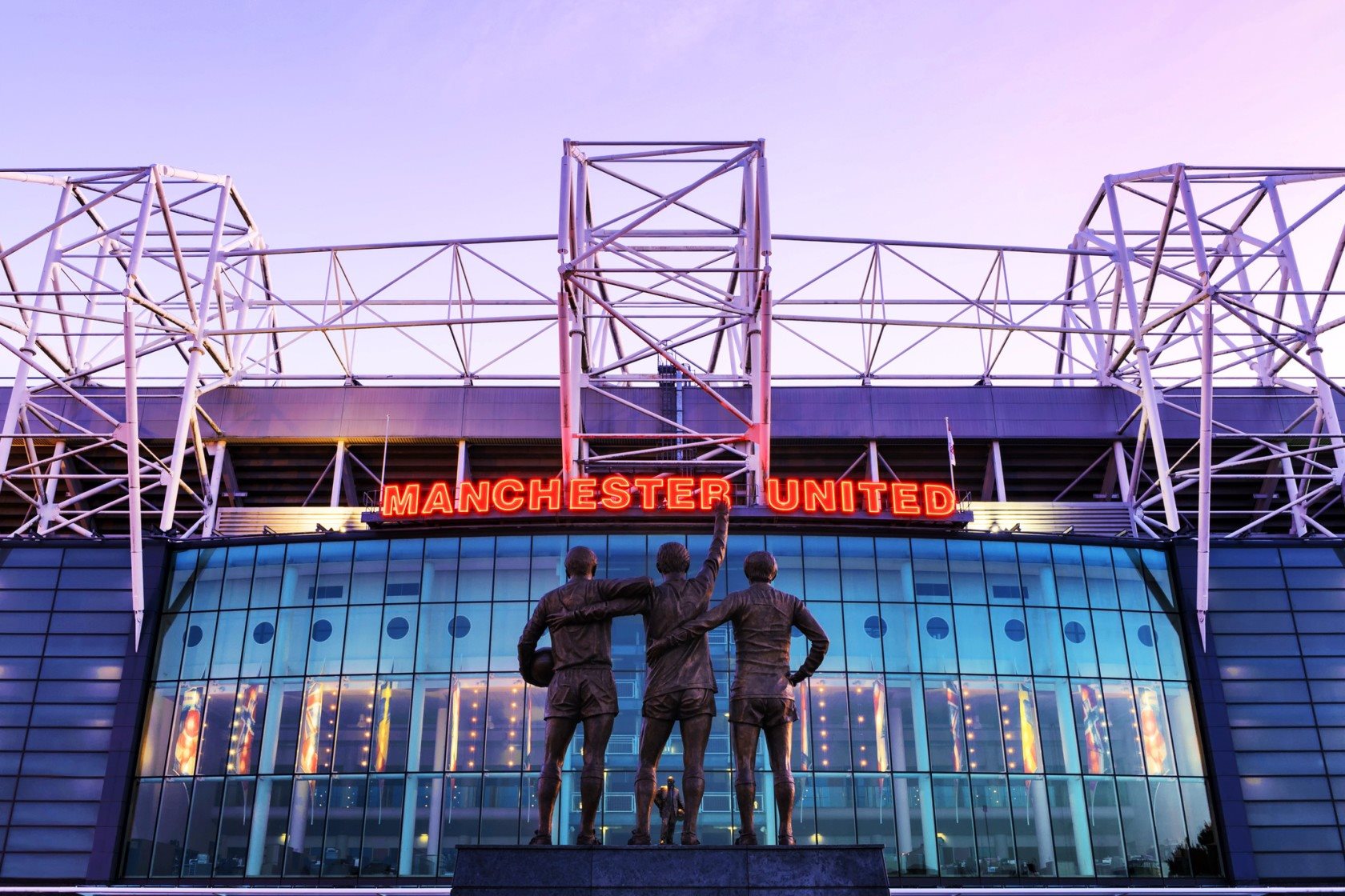 Η Γιουνάιτεντ «έσβησε» το όνομα της για να τιμήσει τους γιατρούς (ΦΩΤΟ)