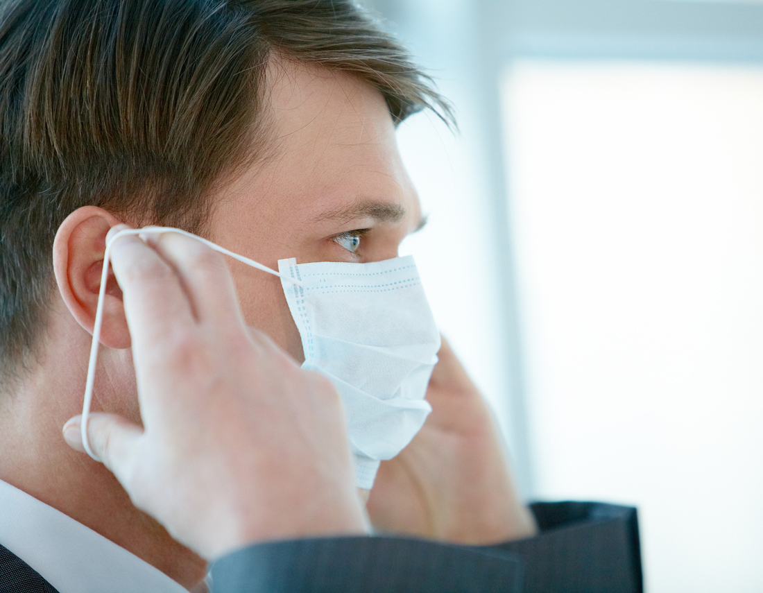 Covid-19: Τι λένε οι ειδικοί για τη χρήση μάσκας