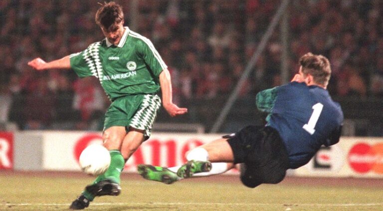 Όταν ο Παναθηναϊκός 24 χρόνια πριν ξέρανε τον Άγιαξ μέσα στο Άμστερνταμ (ΒΙΝΤΕΟ)