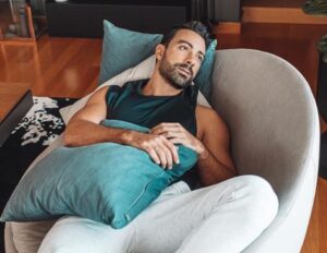 Σάκης Τανιμανίδης: Η εντυπωσιακή τούρτα γενεθλίων του και η… ηλικία του (ΦΩΤΟ)