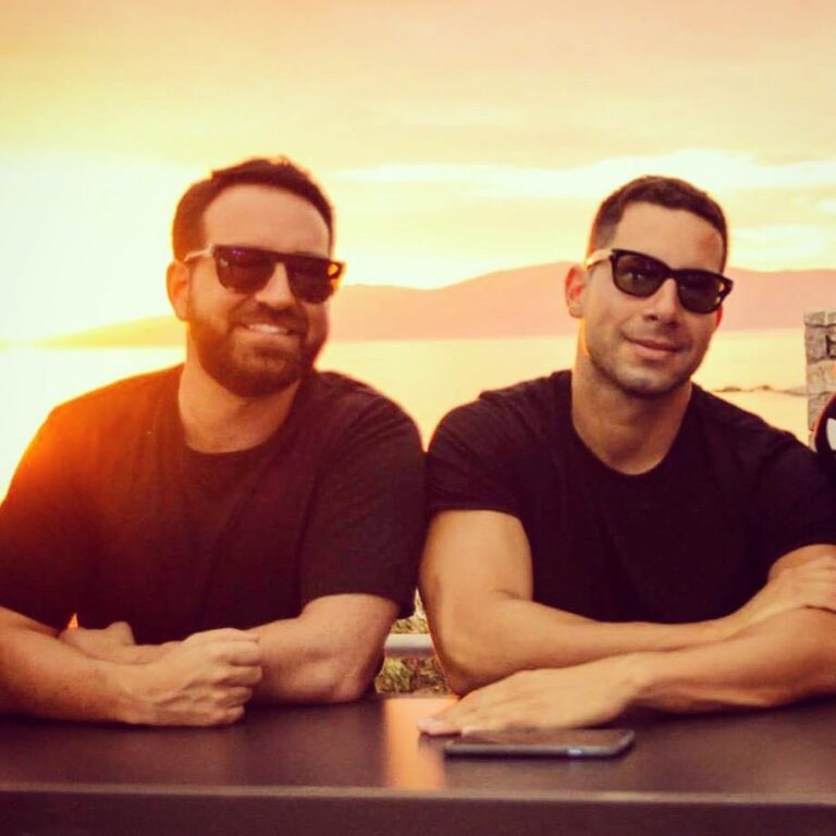 To απόλυτο καλοκαιρινό hit κυκλοφόρησε από τους "Gatsbies" και είναι… "Φωτιά"