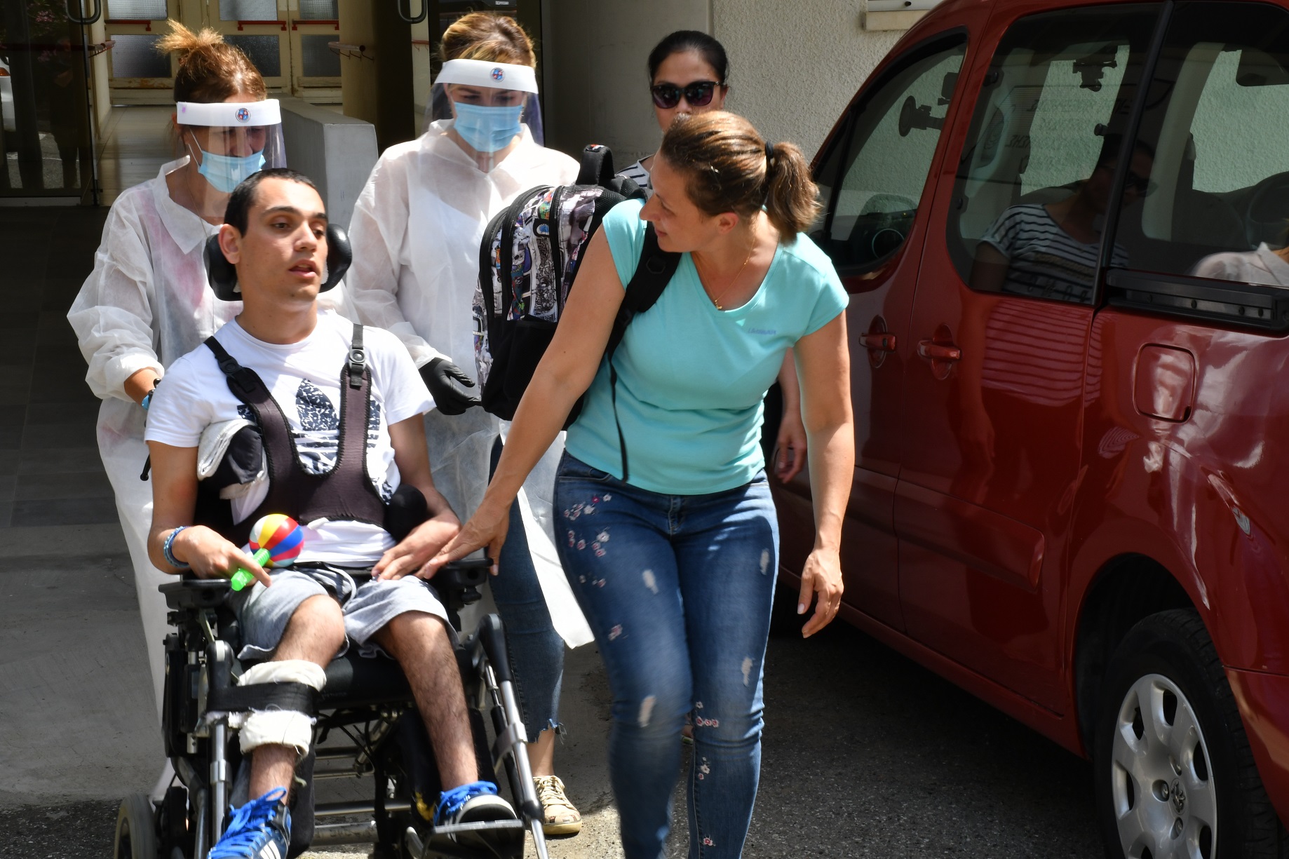 Κραυγή απόγνωσης από μία μονογονιό: "Η μόνη μου οικογένεια είναι το παιδί μου"