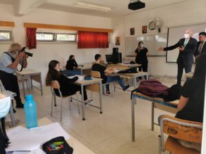 "Aυτοψία" Προδρόμου σε Λύκειο και Τεχνική Σχολή της Λευκωσίας (ΦΩΤΟ)