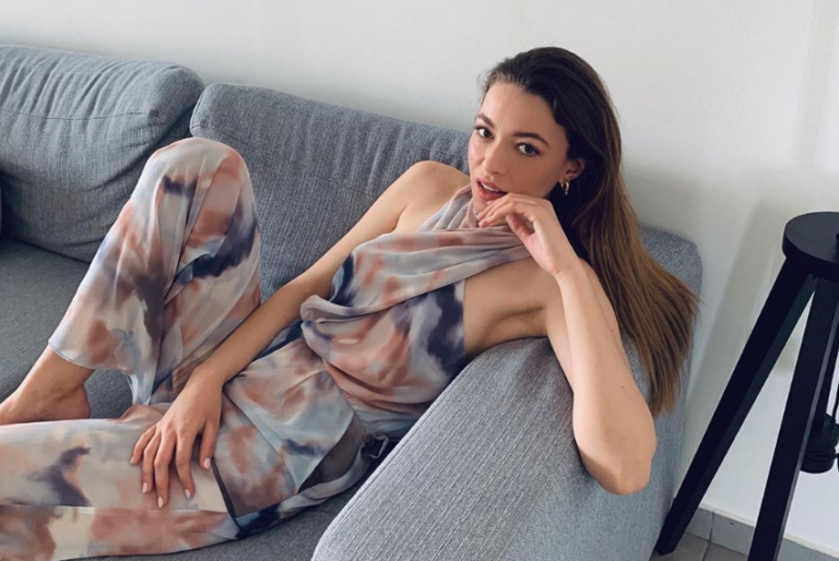 Εβελίνα Σκίτσκο: Το πρώτο μπάνιο και οι…εντυπωσιακές αναλογίες της (ΦΩΤΟ)