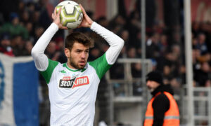 Τόσα δίνει ο ΑΠΟΕΛ στον Παναθηναϊκό ως τροφεία για τη μεταγραφή Αποστολάκη