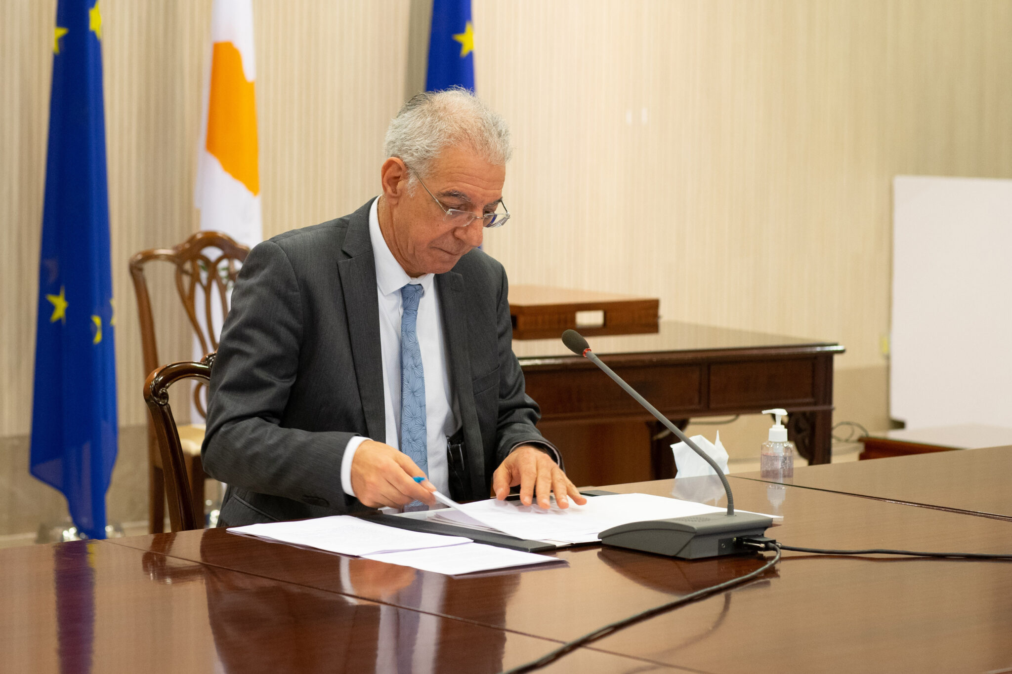 "Το σχολείο δεν είναι με το ζόρι" και θα μπαίνουν απουσίες διαμηνύει ο Προδρόμου