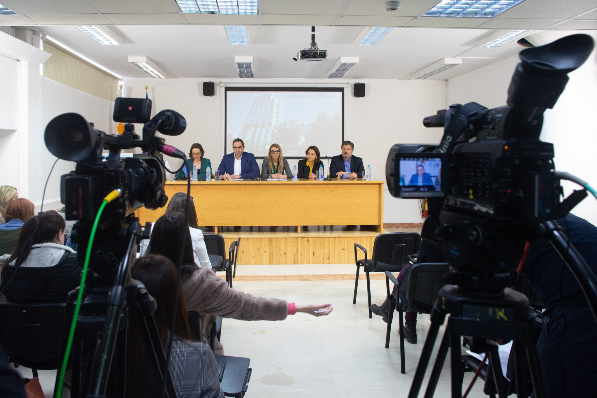 Τέλος η καθημερινή διάσκεψη Τύπου για την ανακοίνωση των νέων κρουσμάτων COVID19