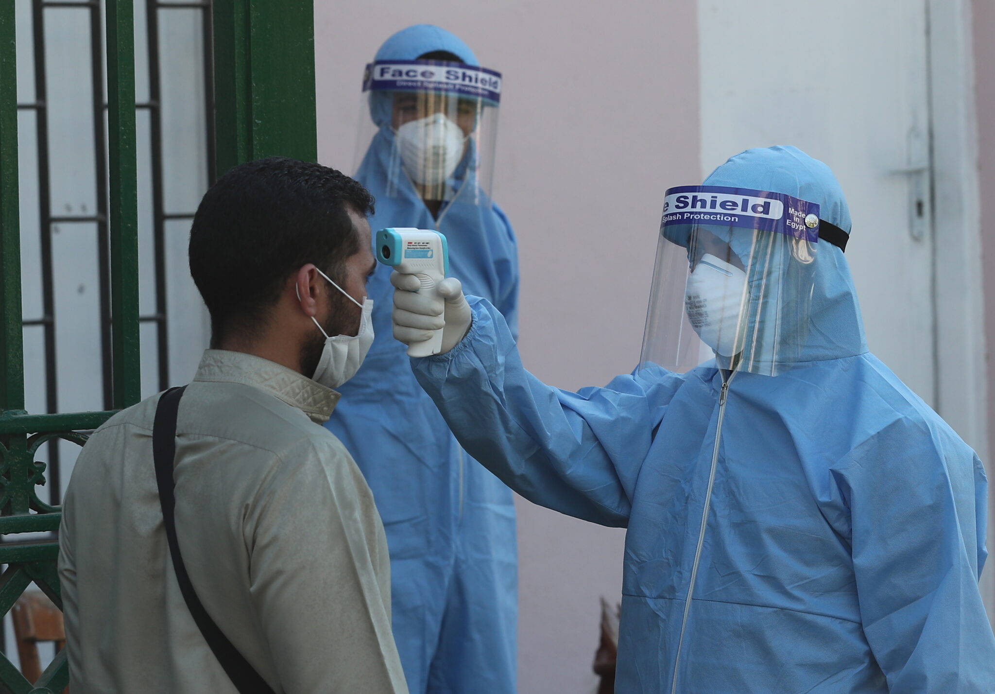 Μειώθηκαν κρούσματα και θάνατοι από τον κορωνοϊό στις Ηνωμένες Πολιτείες