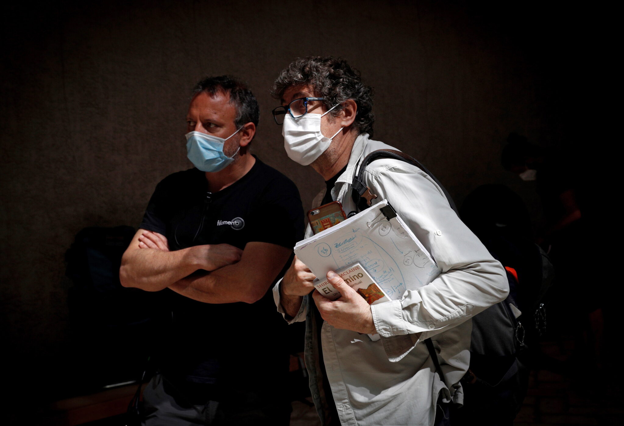 Ενώπιον Κακουργιοδικείου οι δύο ύποπτοι για την κομπίνα με προστατευτικές μάσκες