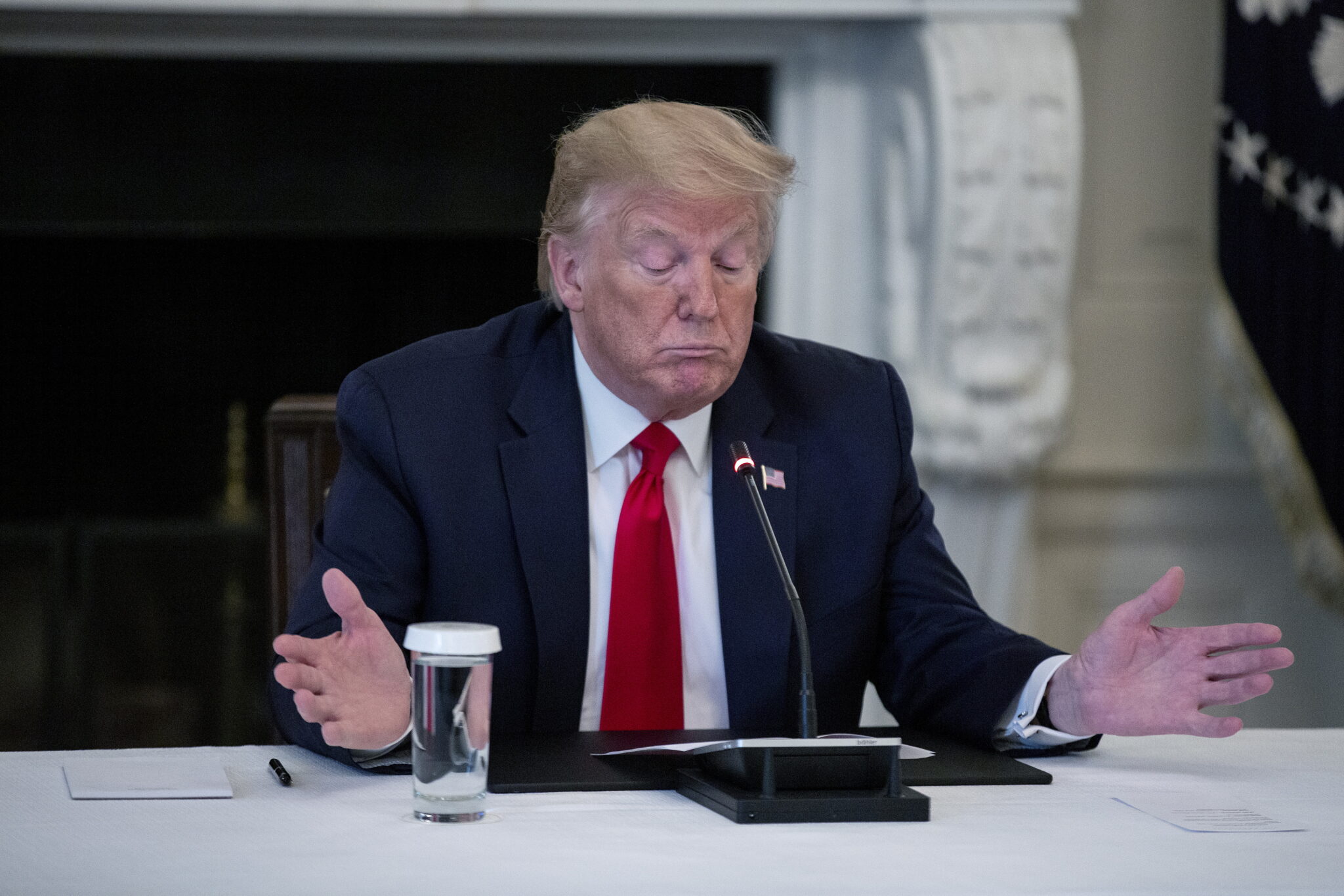 Τραμπ: Απαγόρευσε την είσοδο στις ΗΠΑ σε αλλοδαπούς  από τη Βραζιλία