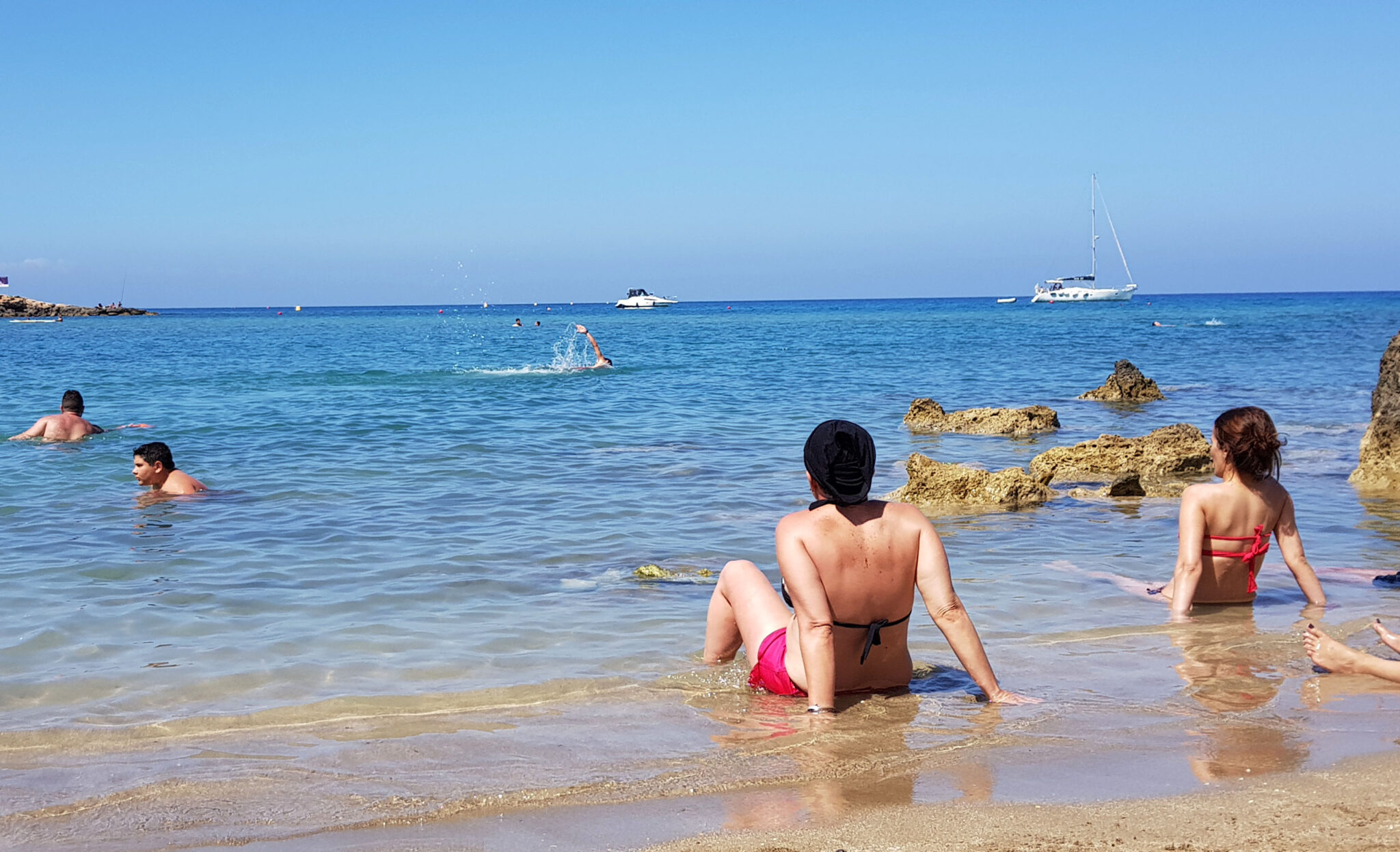 Έγκαιρα και υπεύθυνα η άρση μέτρων για επανεκκίνηση της τουριστικής βιομηχανίας