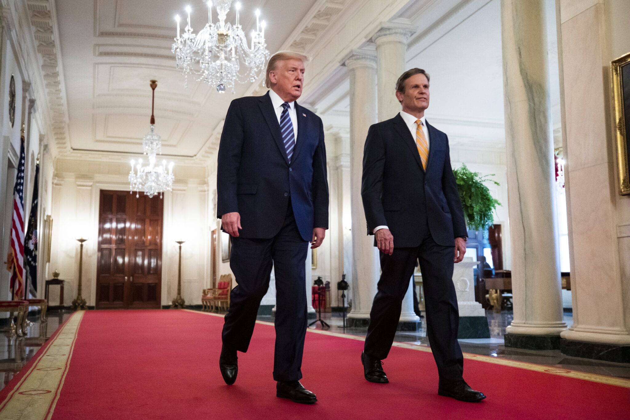 O Tραμπ έχει στοιχεία ότι ο κορωνοϊός συνδέεται με εργαστήριο στην πόλη Ουχάν