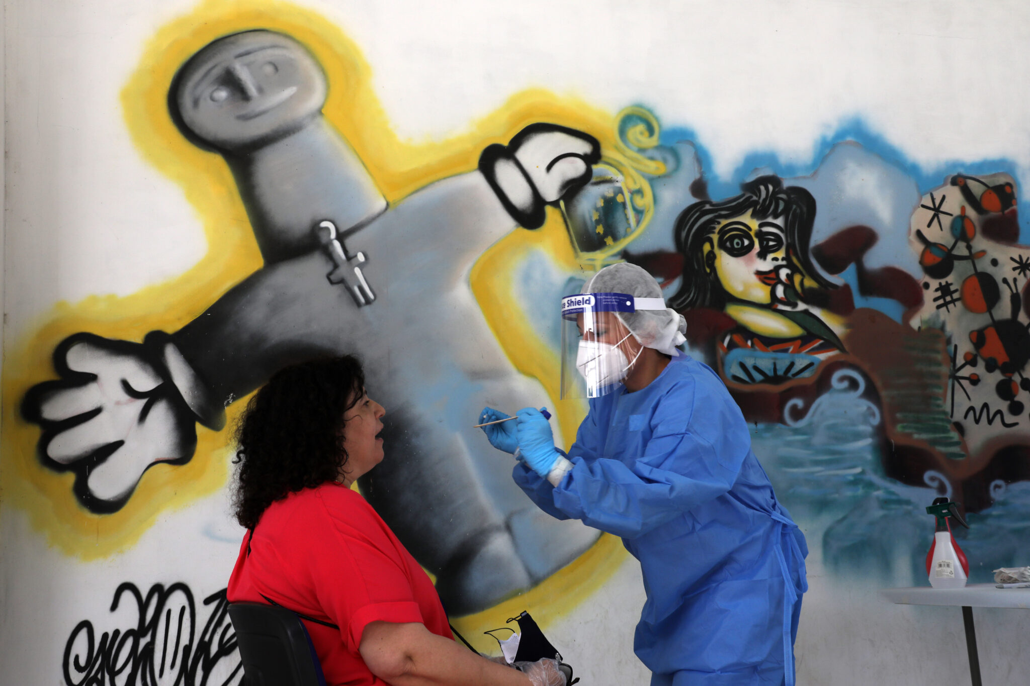 Καθηγητής σε σχολείο της Πάφου το ένα από τα δύο νέα κρούσματα κορωνοϊού