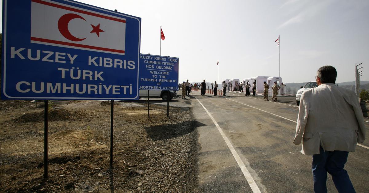 Απαγόρευσαν τη διέλευση ασθενοφόρου από το οδόφραγμα του Λιμνίτη