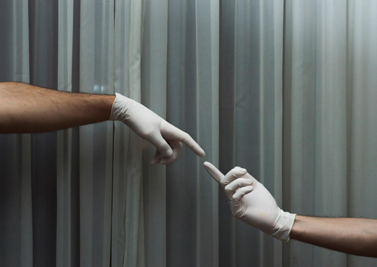 Η Τέχνη Εξακολουθεί ν’ Ανθίζει