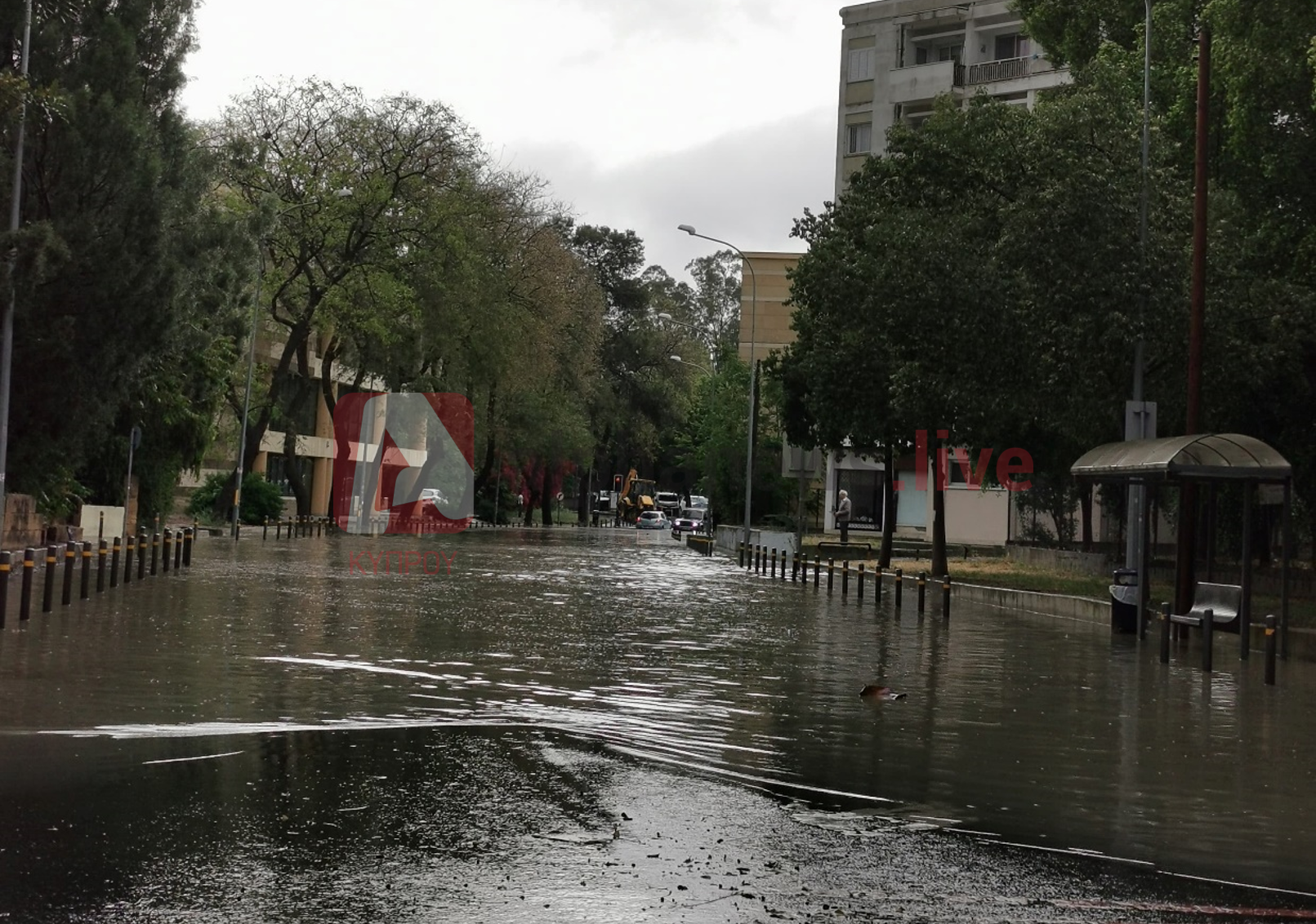 Δρόμοι "ποτάμια" από τη Μαγιάτικη κακοκαιρία που έπληξε τη Λευκωσία (ΒΙΝΤΕΟ)