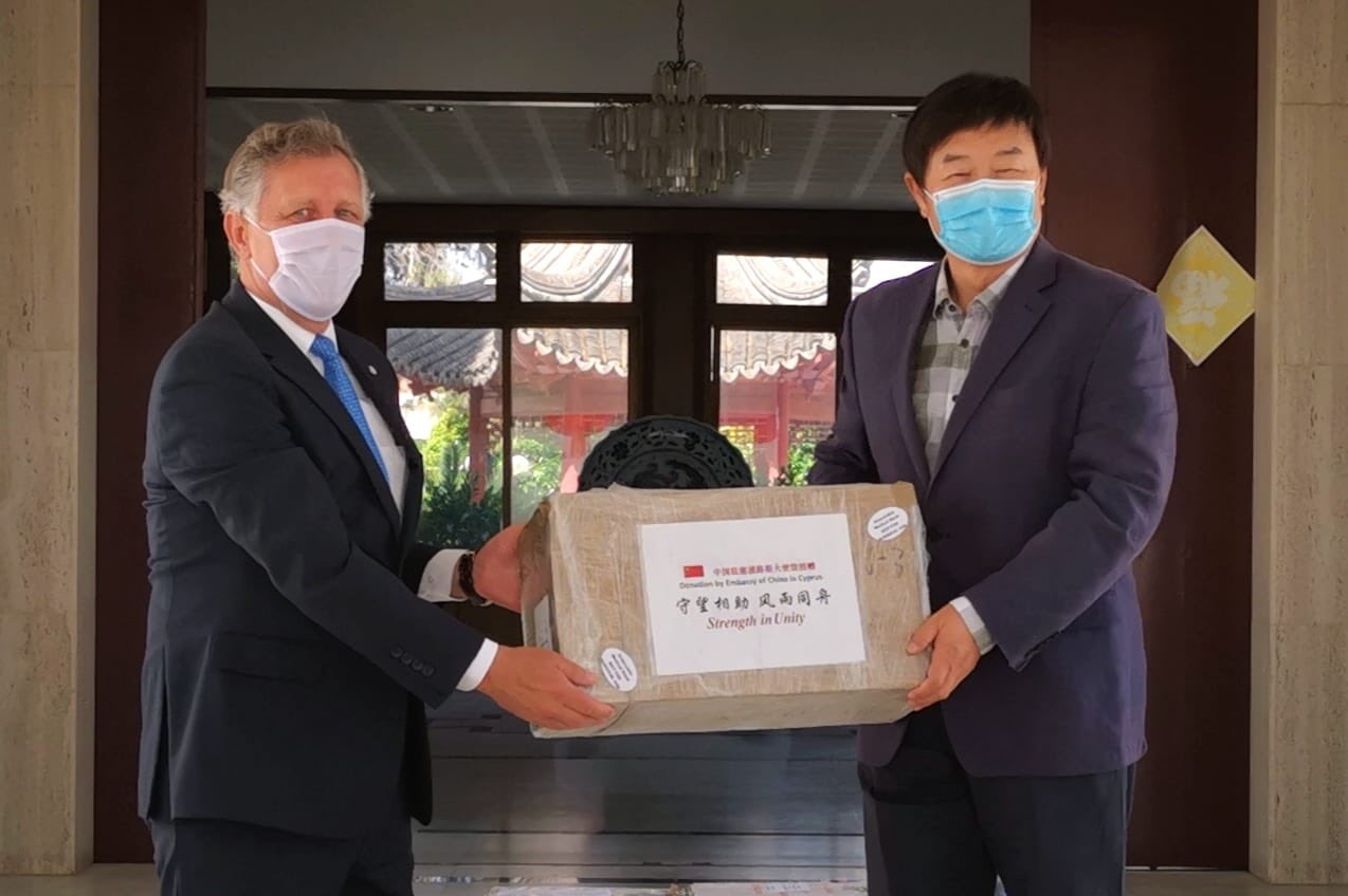 1200 μάσκες για τα μέλη των δικοινοτικών Τεχνικών Επιτροπών (ΦΩΤΟ)