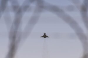 Βρετανικές αεροπορικές επιθέσεις κατά ισλαμιστών στο Ιράκ από τη βάση Ακρωτηρίου