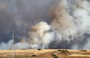 Πολλά τα πύρινα μέτωπα στα κατεχόμενα λόγω των σφοδρών ανέμων