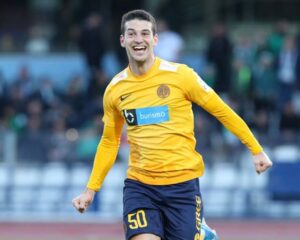 Προς παραμονή στην ΑΕΛ ο Μαΐντεβατς, νέο συμβόλαιο σε Φράγκου