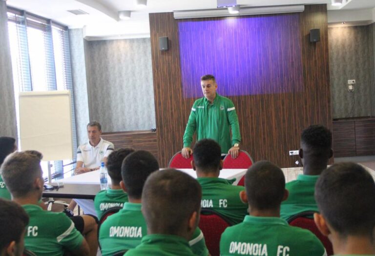 Συμφωνία για μείωση απολαβών στην Ομόνοια λόγω διακοπής