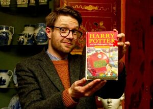 Bρέθηκαν βιβλία πρώτης έκδοσης του Χάρι Πότερ και πουλήθηκαν μια περιουσία(ΦΩΤΟ)