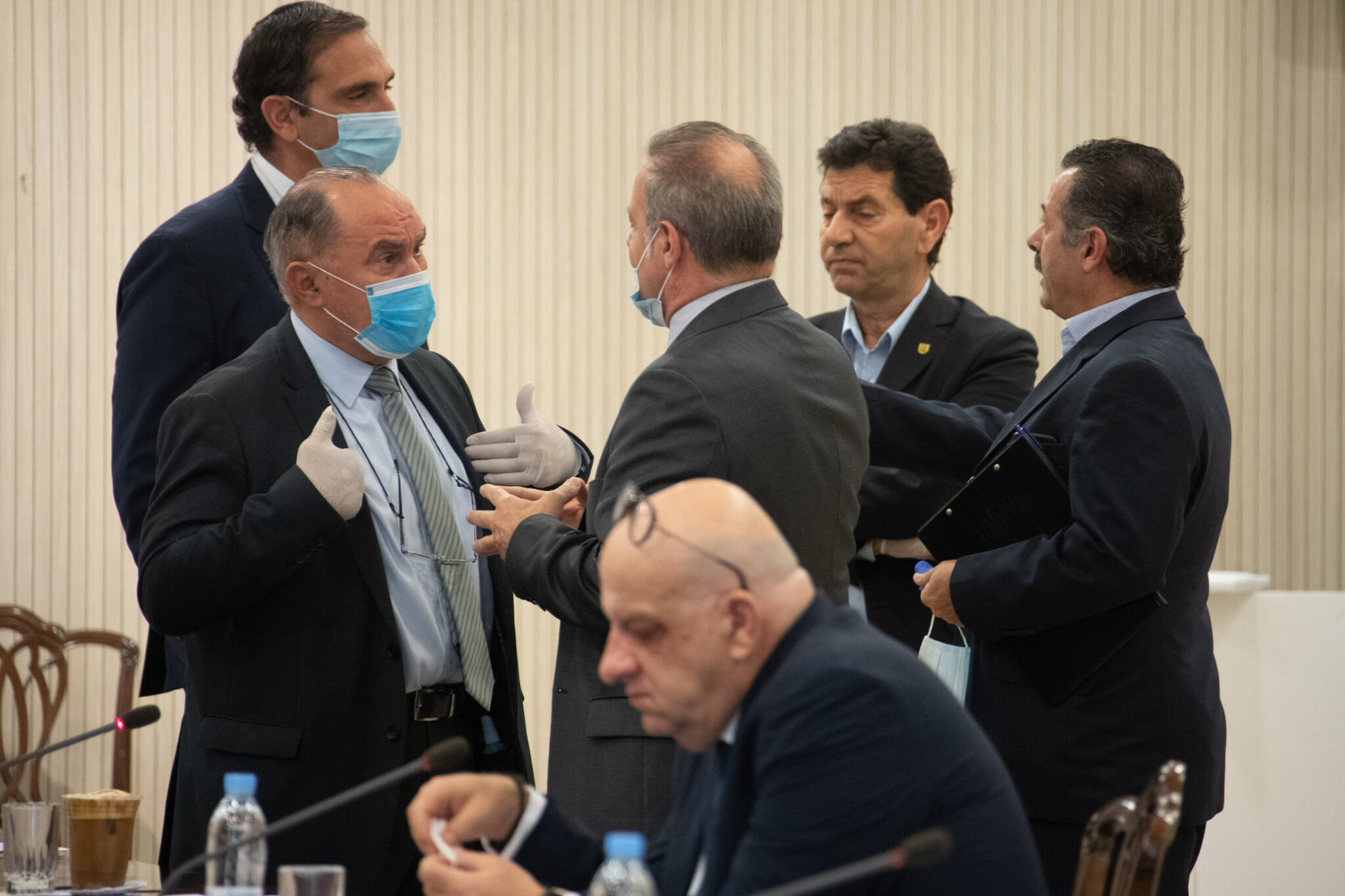 Διαφωνία για τα πρωτόκολλα, δύσκολα επαναρχίζει το πρωτάθλημα (ΦΩΤΟ)