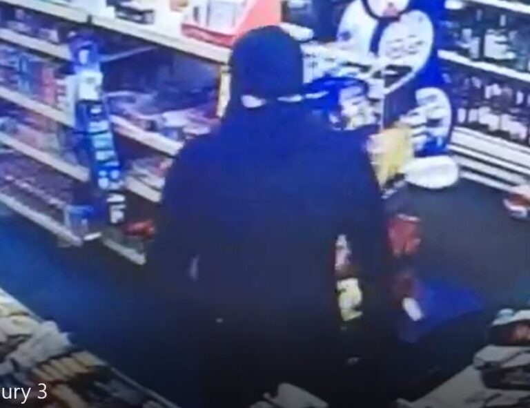 Ληστεία υπό την απειλή μπαλτά στην "καρδιά" της Λεμεσού, εν μέσω καραντίνας