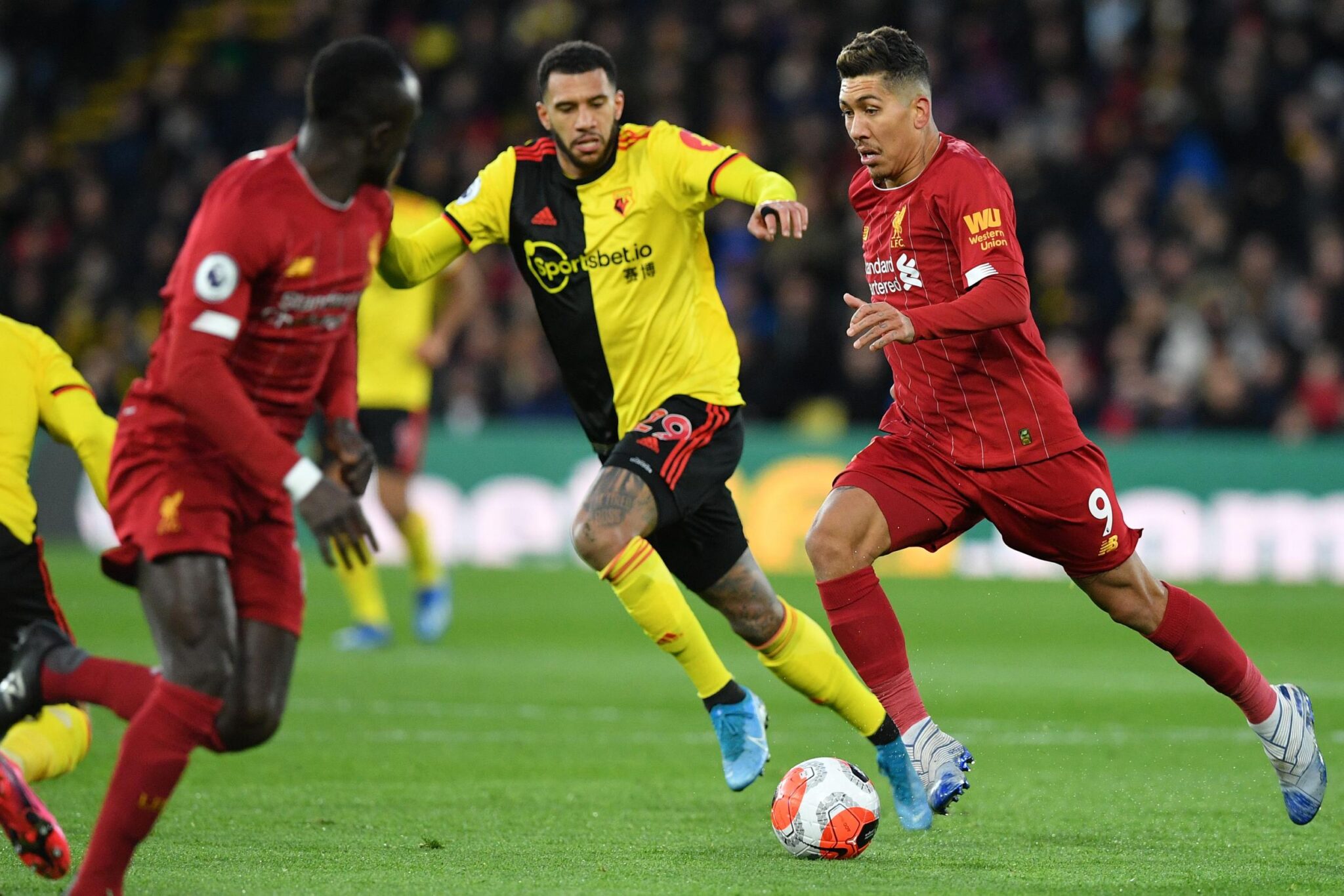 Η Αγγλική κυβέρνηση άναψε «πράσινο φως» για σέντρα τον Ιούνιο