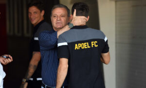 «Όχι» της διοίκησης ΑΠΟΕΛ στην αντιπρόταση των ποδοσφαιριστών