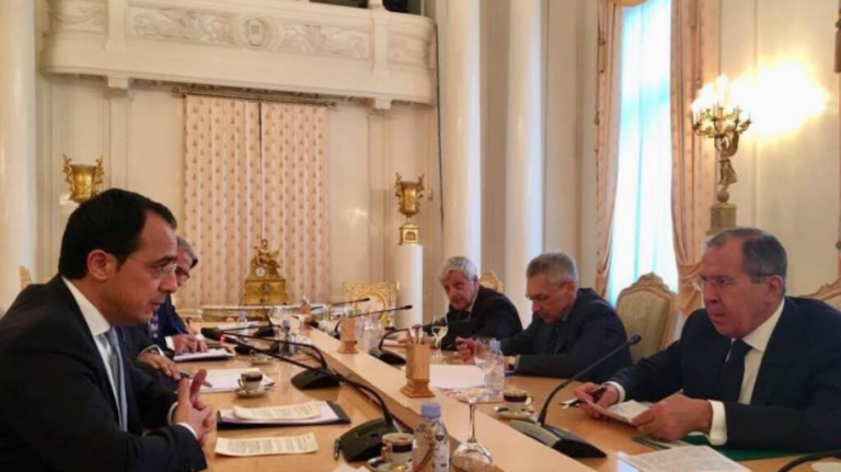 Κυπριακό, ΑΟΖ και διμερή θέματα στη συζήτηση των ΥΠΕΞ Κύπρου-Ρωσίας
