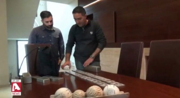 Αξιωματικός της ΕΦ ανάμεσα στους 10 καλύτερους συλλέκτες στον κόσμο (ΒΙΝΤΕΟ)