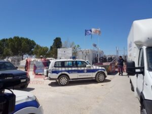 Δακρυγόνα, πετροβολισμοί και ένταση στο κέντρο φιλοξενίας "Πουρνάρα"