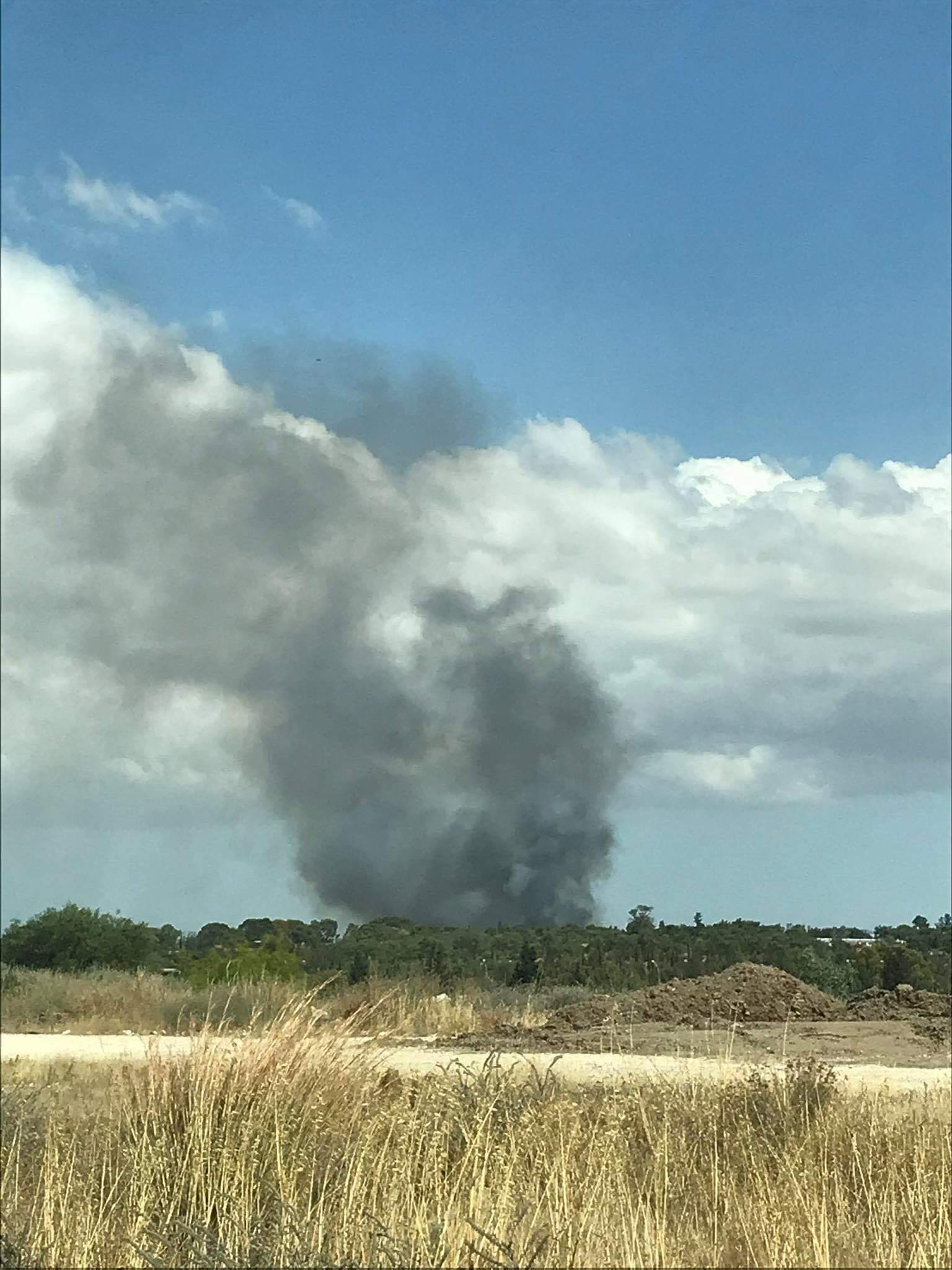Υπό έλεγχο η πυρκαγιά πίσω από το ΓΝ Λευκωσίας (ΦΩΤΟ & ΒΙΝΤΕΟ)