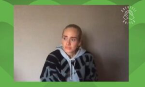 "Λύγισε" η Αντέλ! Το συγκινητικό βίντεο με δάκρυα στα μάτια (ΒΙΝΤΕΟ)