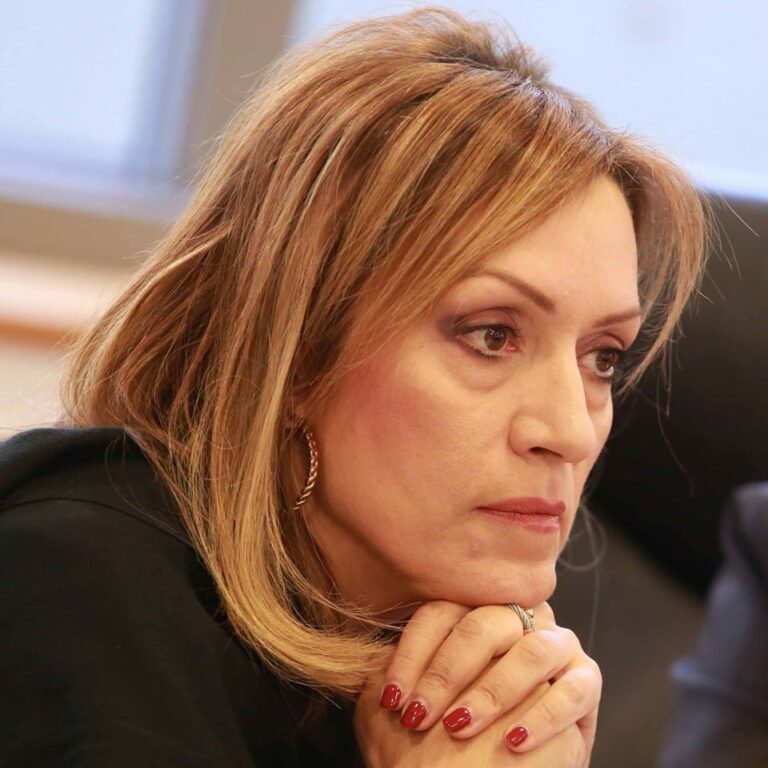 Ειρήνη Χαραλαμπίδου: Kαταγγέλει ότι βίωσε επεισόδια σεξισμού μέσα στη Βουλή