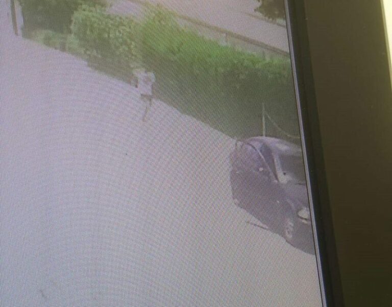 Προσπάθησε να κλέψει τσάντα γυναίκας σε στάση λεωφορείου στην Κάτω Πάφο (ΦΩΤΟ)