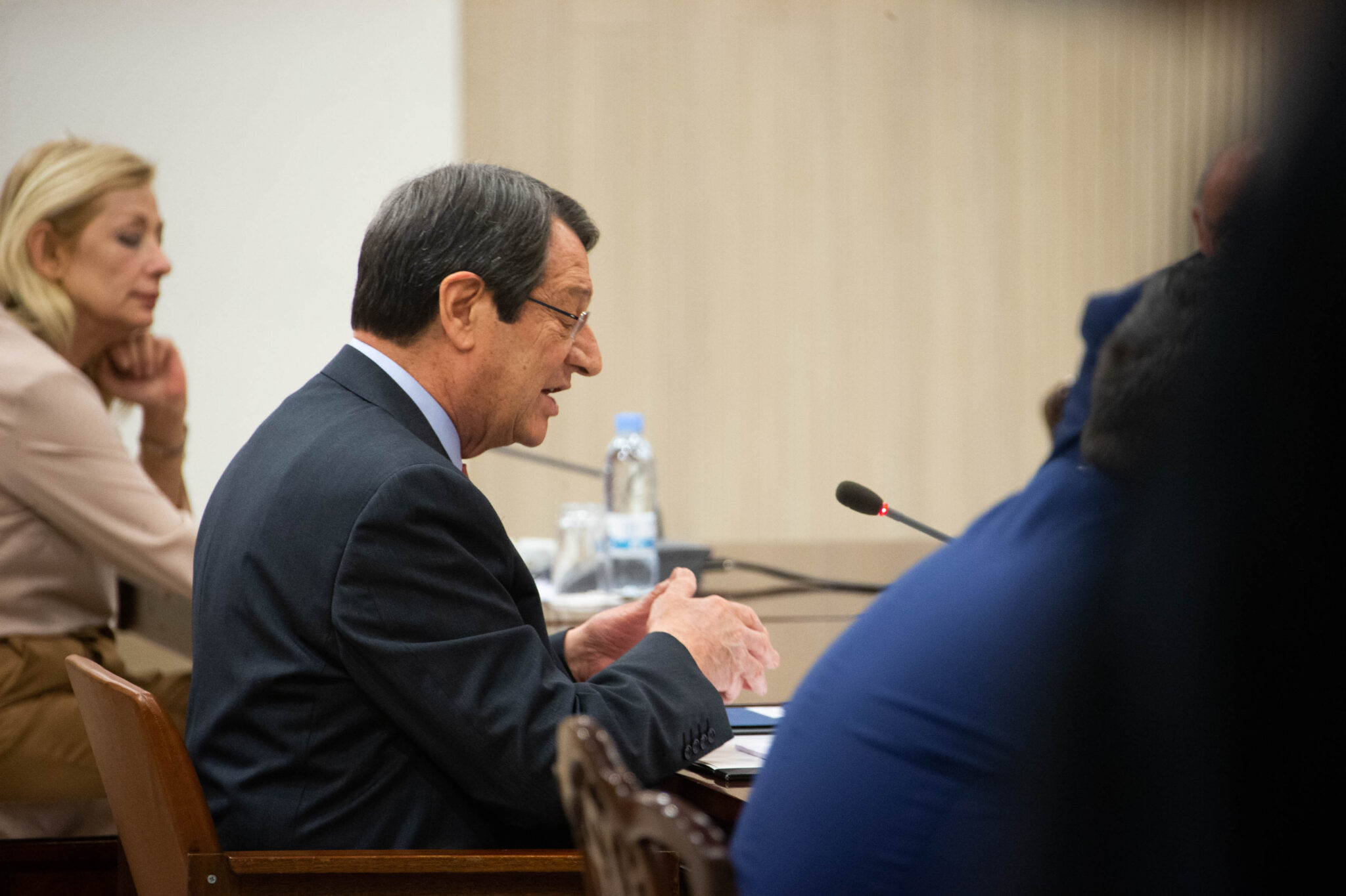 Δεν ανακοινώνει Γενικό Εισαγγελέα και Υπουργό Ενέργειας εάν δεν είναι έτοιμος…