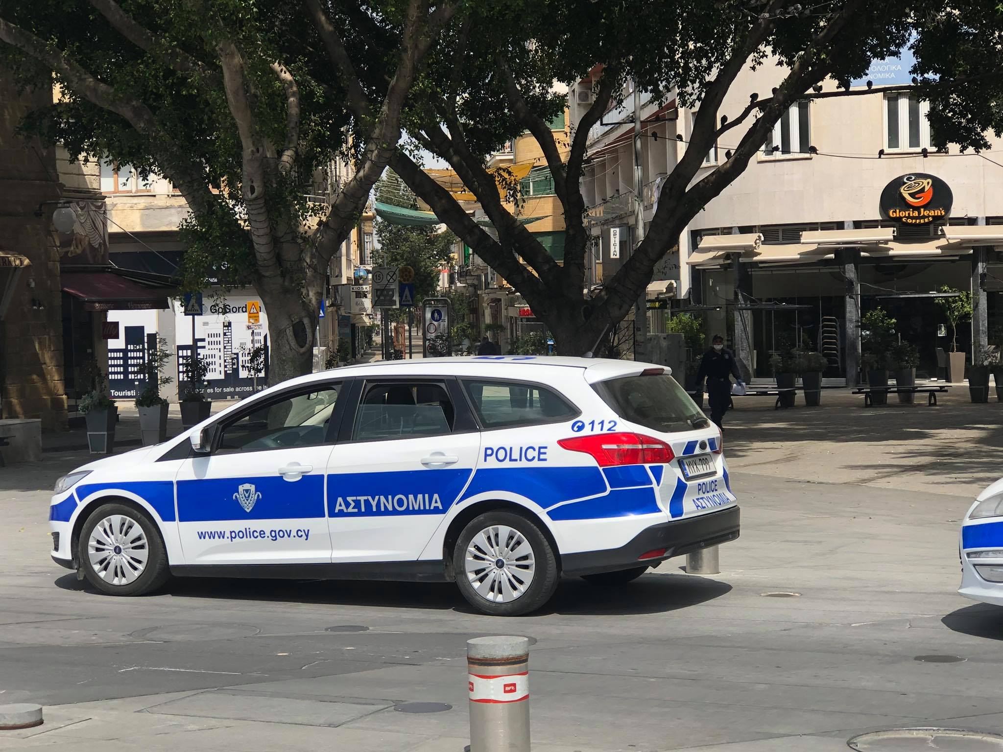 Χειροπέδες στις επτά γυναίκες που εντοπίστηκαν στον οίκο ανοχής της Πυγμαλίωνος