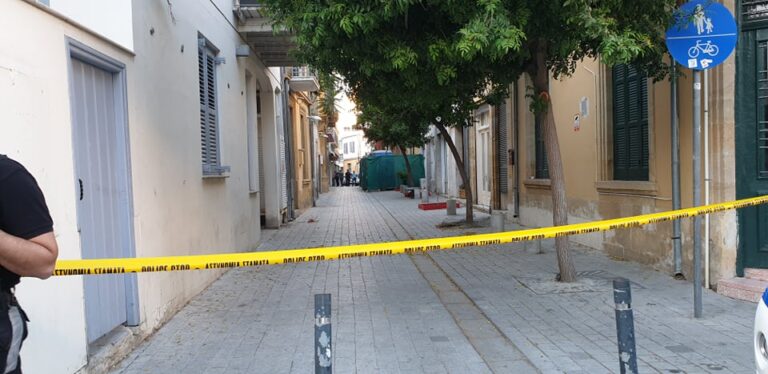 Ψάχνουν τα κίνητρα πίσω από το στυγερό έγκλημα στην οδό Περικλέους (ΒΙΝΤΕΟ)