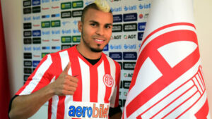 Στο προσκήνιο ο Ντανίλο Σόουζα Κάμπος για την ΑΕΛ