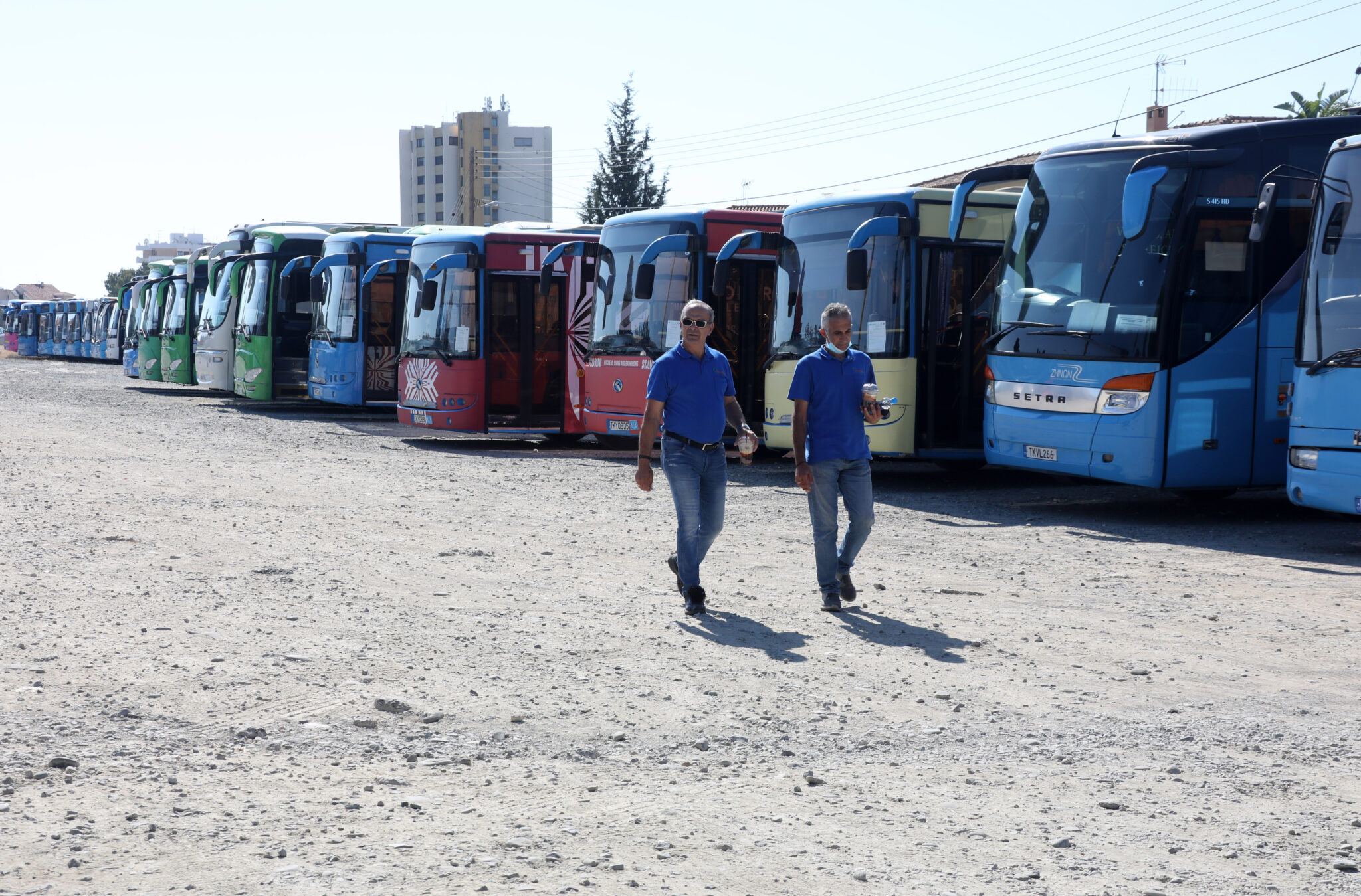 Aνεβάζουν χειρόφρενα οι οδηγοί λεωφορείων της "Ζήνων" από τις 25 Ιουνίου