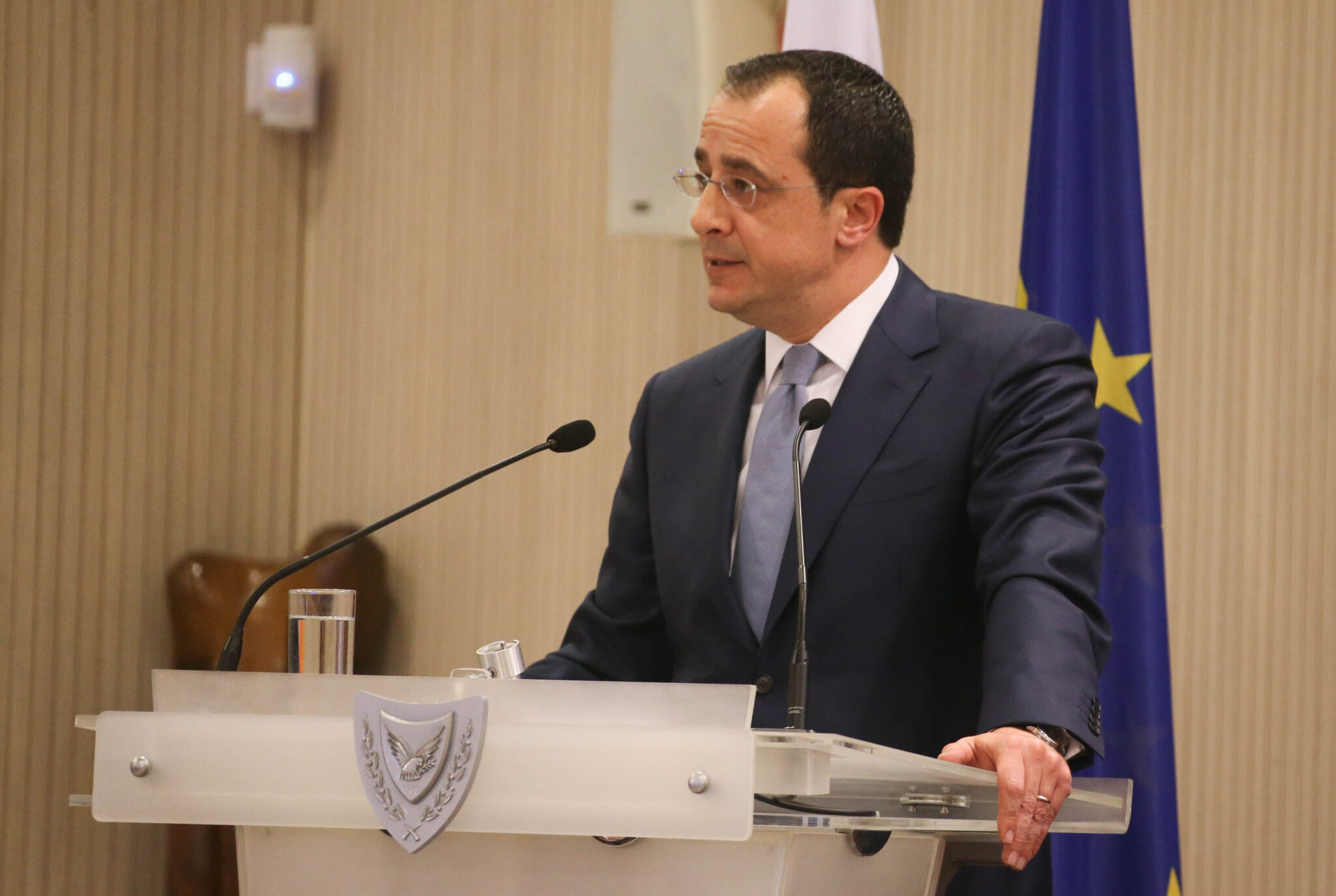 Τουρκική προκλητικότητα και φυσικό αέριο συζητούν Χριστοδουλίδης-Ασκενάζι