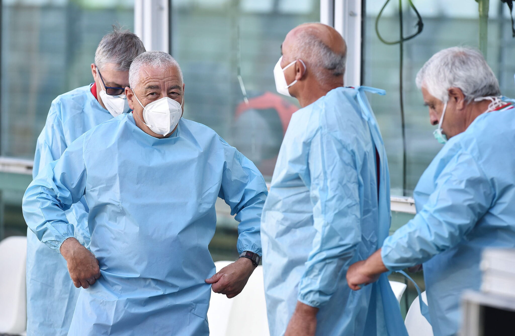 Ρεκόρ ημερήσιων νέων κρουσμάτων κορωνοϊού σε όλο τον κόσμο την Κυριακή